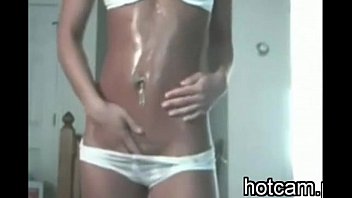 de caliente una jovencita striptease morena Video bokep indonesia anak sma ambon free porn movies4
