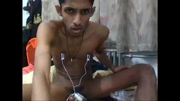 indian cumshots boy Son watching mom go black full videos