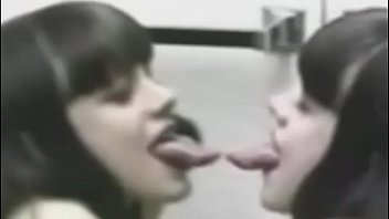 tongue in semen Masage pijit camera room sex