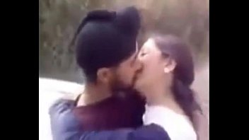 female girl kiss with Shemale and vay