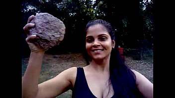 sucking gf boobs indian 8 aninhos na primeira experi